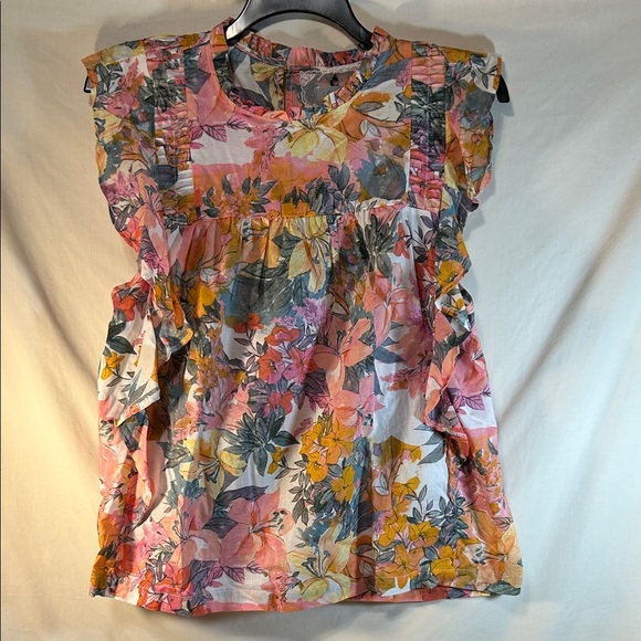 Cupio Tops - Cupio Floral Woman’s Ruffle Sleeve Top